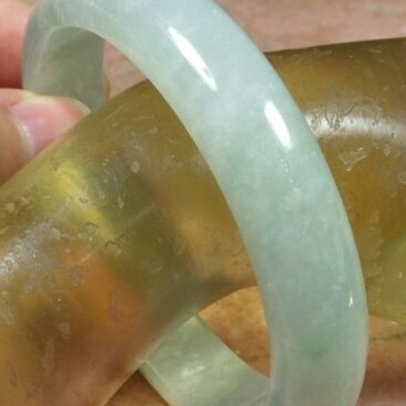 Bague En Jade Vert Clair Naturel De Birmanie – 20.52 Carats, Taille 7.5, Sans Traitement